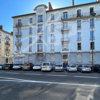 Appartement T3bis Duplex : Appartement T3bis Duplex